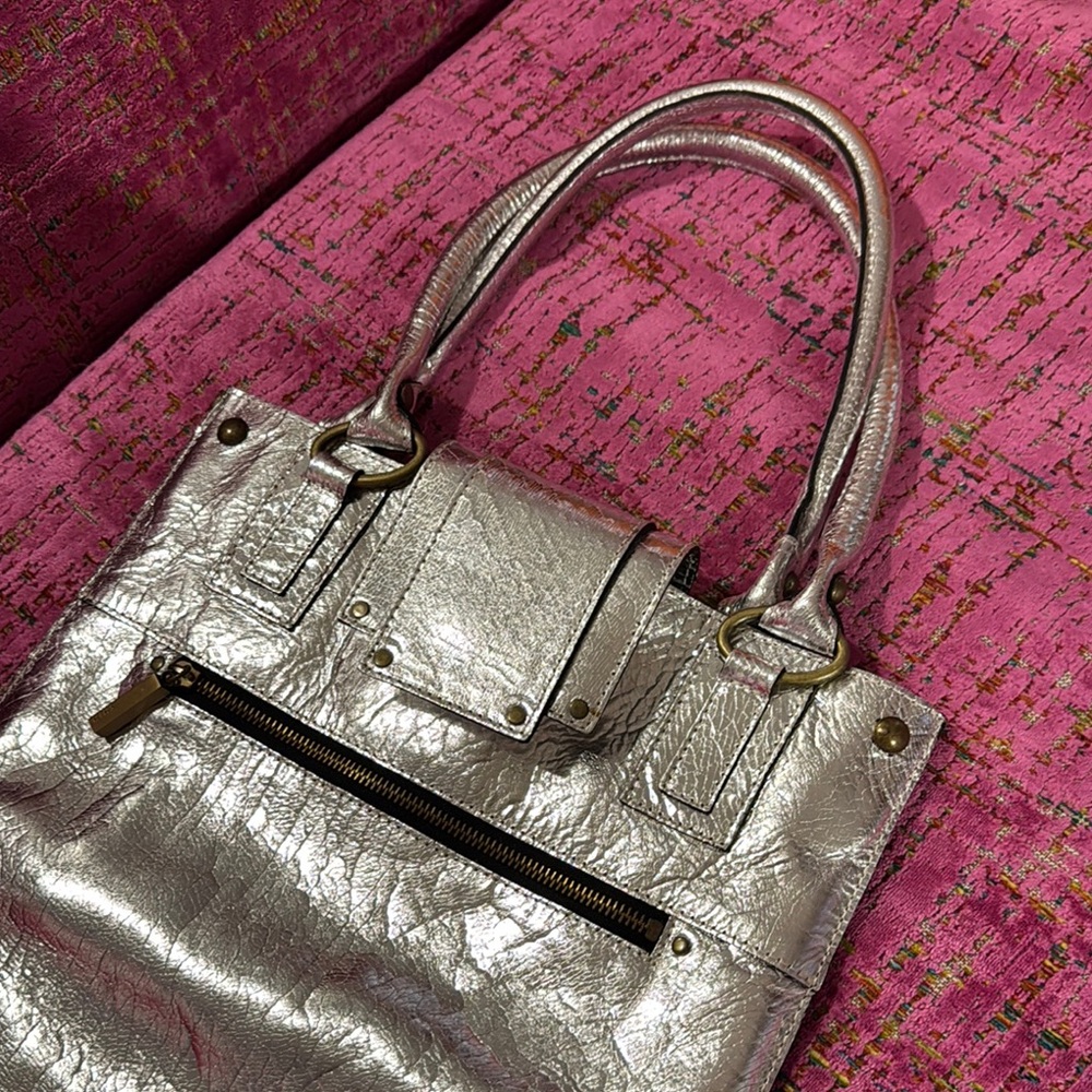 SHIH silver leather tote bag EUC
